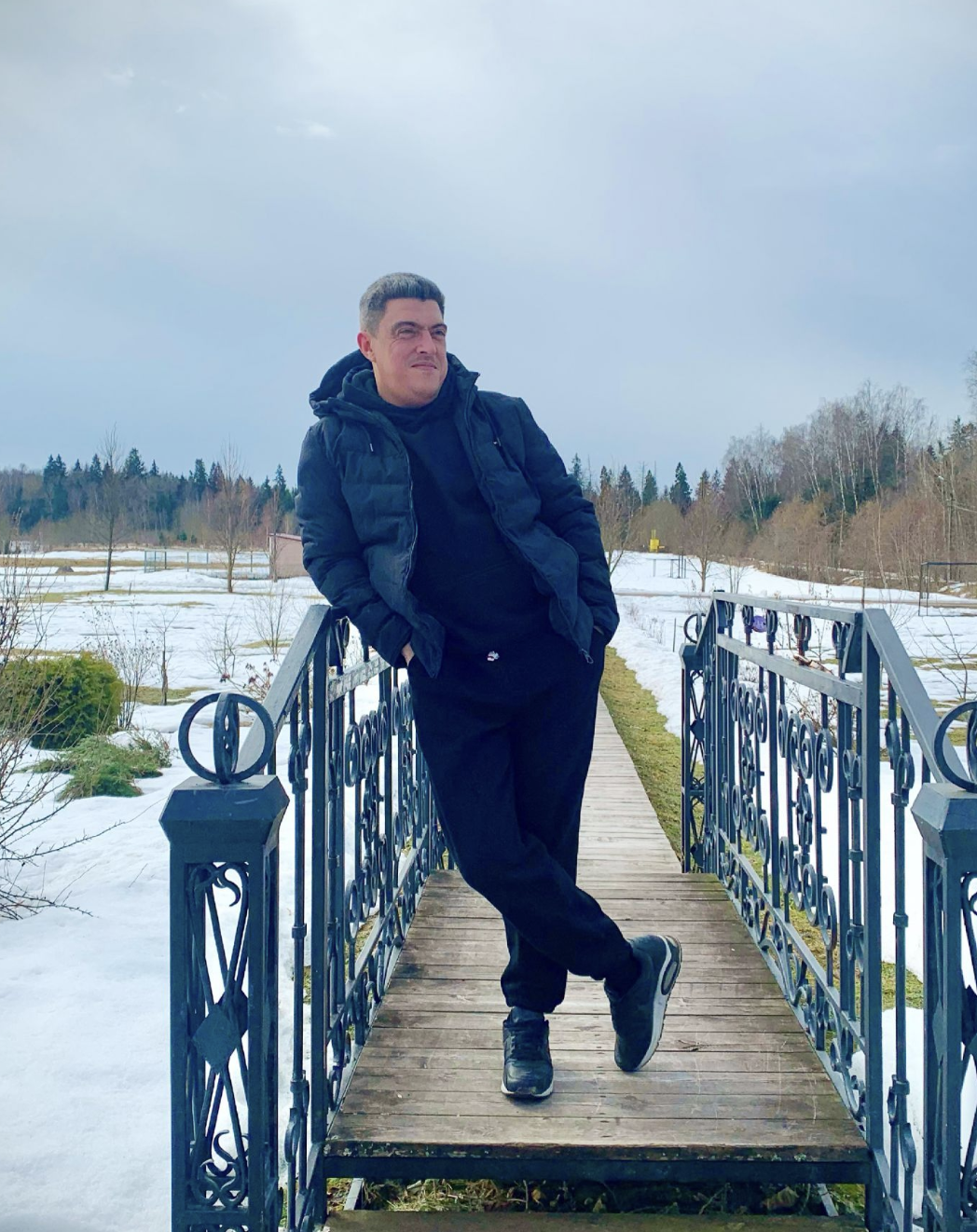 Чоловік 45 років, забув про мій день народження 27.02. і того ж дня поїхав на рибалку з друзями: за його відсутності я підготувала такий «сюрприз», що тепер він точно ніколи не забуде цю дату…