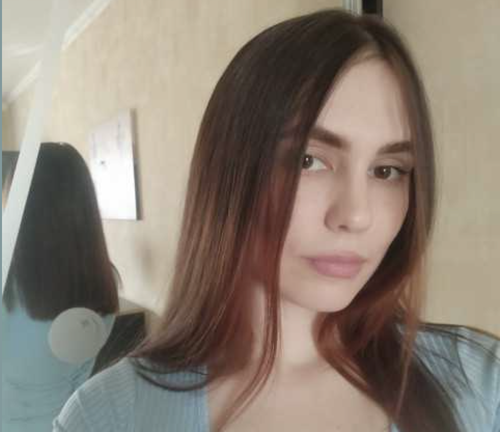 — Хіба ж це борщ? Вода червона! — Анатолій Іванович гидливо тицьнув ложкою в тарілку і різко відсунув її від себе. — Моя Галочка за півгодини такий наваристий варила, що ложка стояла! Я аж кулаки під столом стиснула. Три години. Три години я не відходила від плити! М’ясо вибирала на базарі найкраще, овочі дбайливо пасерувала, бурячок окремо тушкувала з лимонним соком, щоб колір тримав.