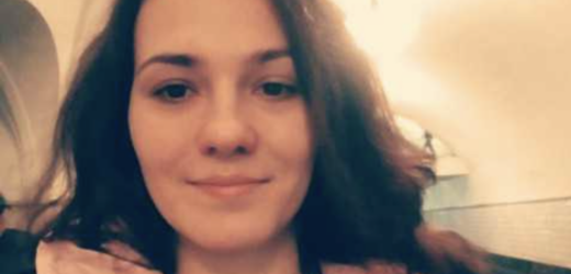 Ти недолуга?! Чому мої карти заблоковані?– У мене ділова зустріч завтра! Мільйонні контракти! А ти, як остання істеричка, блокуєш доступ до грошей?– Це не твої гроші! Я сам їх заробив! Я будував цей бізнес разом із тобою!