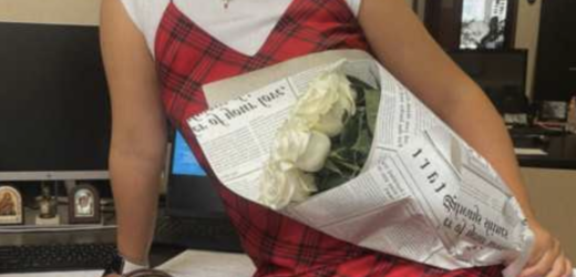 – Кирило хотів у подарунок новий телефон, Максиму потрібен планшет, щоб мультики дивитися, Марина просила косметику. Я всім обіцяв. Треба було спитати! – А не жирно! В мене грошей стільки немає. Ти їхній дядько – ти й купи! – На продукти. Тільки їх вистачило не на все. Подарунки я купувала на свої. Мені ще готувати та прибирати після всіх. А ти говориш про телефон, планшет, та косметику. Ти ялинку поставив?