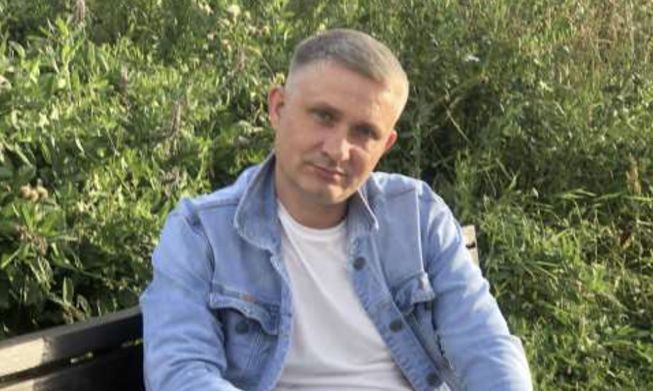 Я йду до іншої жінки. Я заслуговую на краще і подам на розлучення. Дружина відповіла: «Дякую» Потім Ігор буде згадувати цей вечір сотні разів. Ні криків, ні сліз, ні тарілки, що летить у стіну — нічого такого не було. Було одне слово, сказане рівним голосом, і воно виявилося страшнішим за будь-яку істерику.