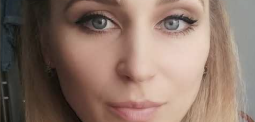 Через сорок два дні після того, як свекрухи не стало, в квартиру Світлани заявилася сусідка з першого поверху.