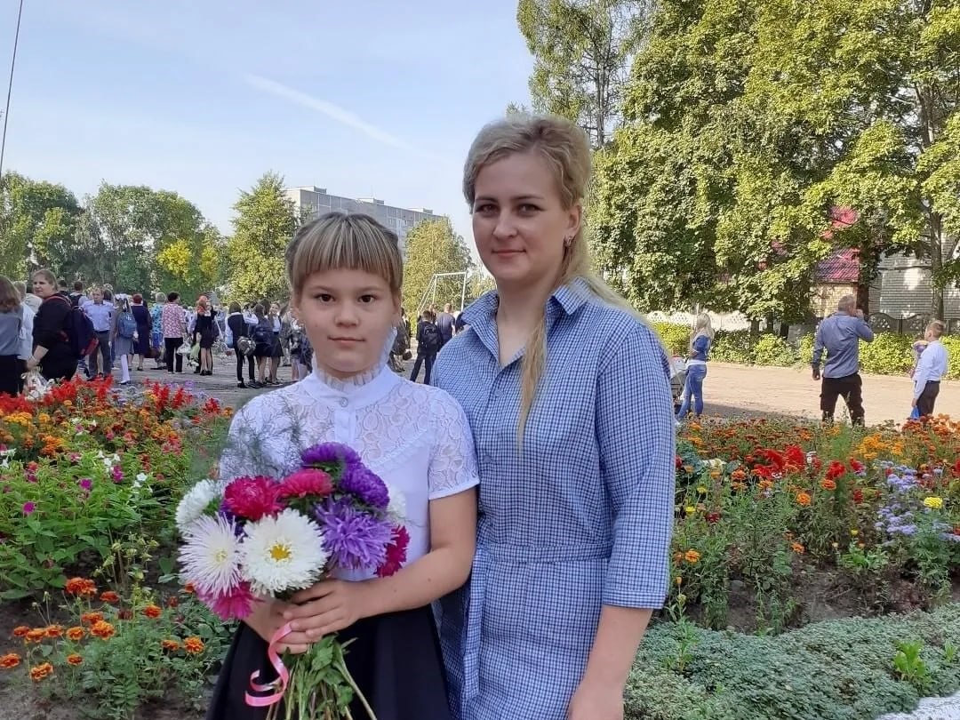 – Ты не имеешь права указывать, на каком языке разговаривать! – Однокласники зацькували дівчинку через те, що її мама зробила вчительці зауваження