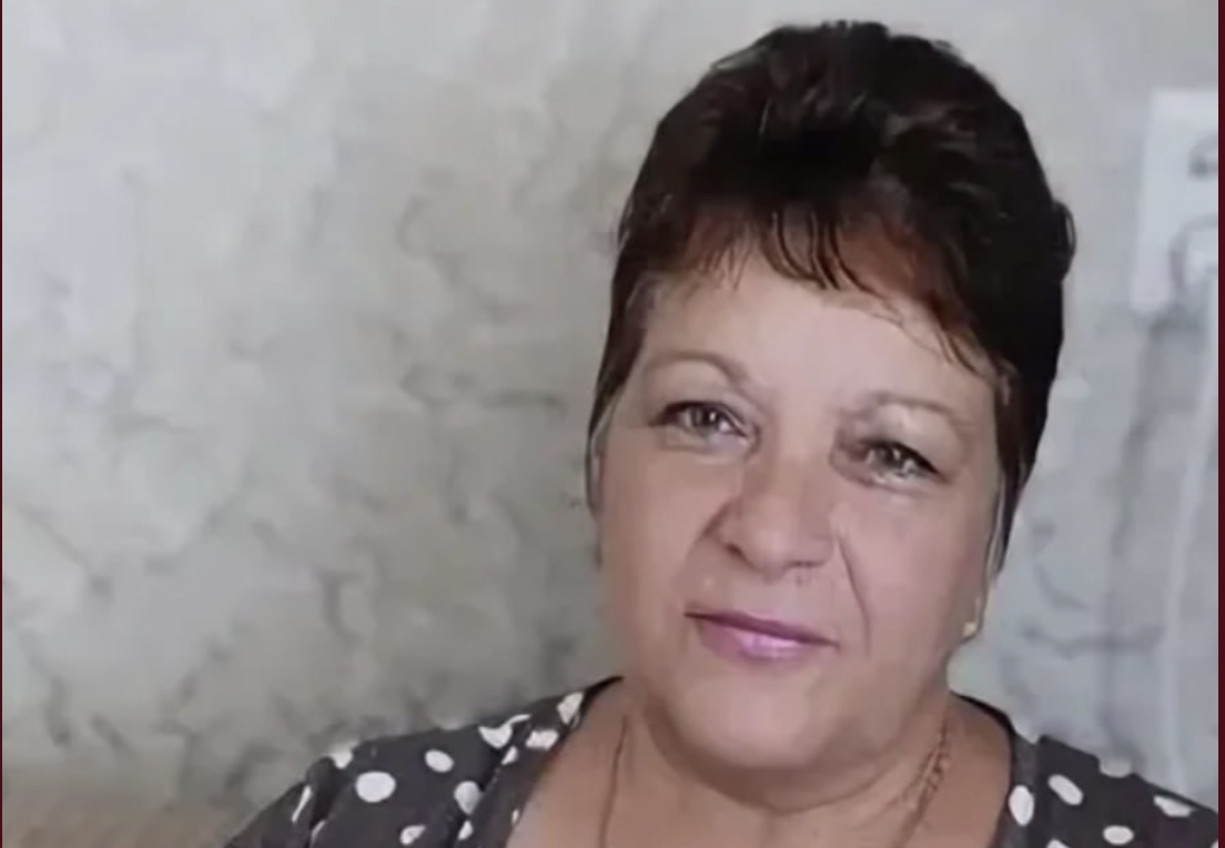 Віддай тоді мені конверт назад! Не для того я останні гроші з сім’ї забирала! – Мама почала виправдовуватись, та я видрала конверт з її рук. Навіть слухати ці дурниці не хотіла. Після цього на її свято ми, звісно, не залишились.  Не розумію, як рідна ненька могла так зі мною вчинити.