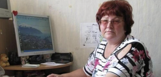 Кілька років тому батьки з сестрою виїхали в Канаду. Я видихнула з полегшенням, надіялася більше ніколи їх не побачити. От недавно виставила в соцмережах своє фото з чоловіком і донею, аж раптом отримую сповіщення: “Галина Боднар прокоментувала ваш пост”. Думаю, що ж там мені матуся написала.  Краще б я того коментаря в очі не бачила! Тепер навіть спати спокійно не можу…
