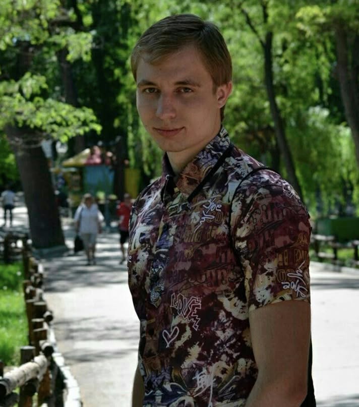 – Як ти не покинеш дружину й дітей, мене більше не побачиш! Я хочу мати законний статус! – Кохана шантажує мене, а дружина й не підозрює
