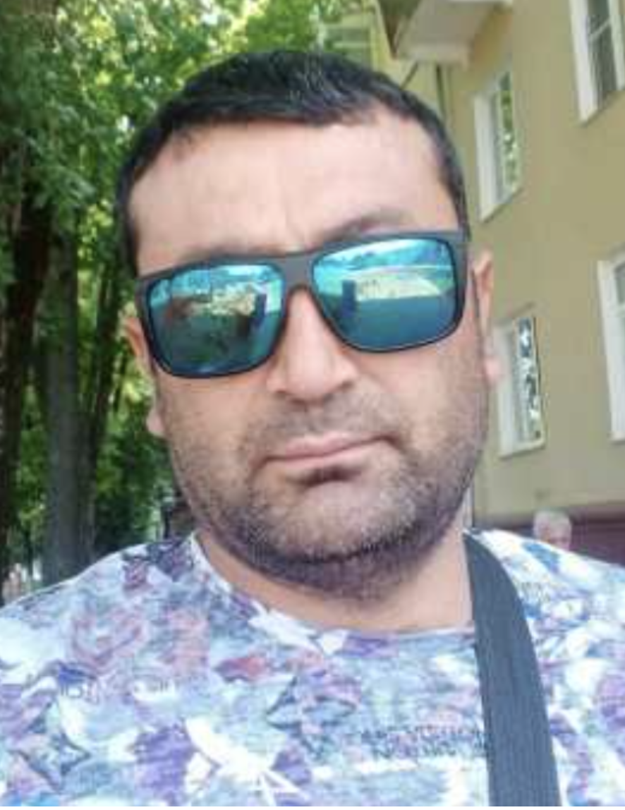 За пів року зустрівся з 10 жінками із сайту знайомств. Вісім із них на першій зустрічі запитали: «А яка в тебе машина?» і я зрозумів одну річ…