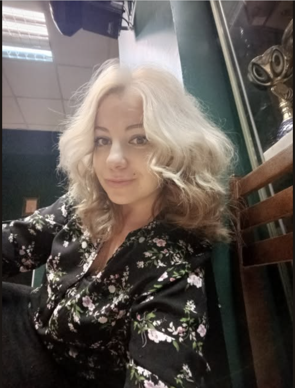 Як це “твоя квартира”? Ми всі тут живемо, і ти не можеш вирішувати, хто в ній житиме, а хто — ні! — видала свекруха — Я сказала — ні, — повторила Катя, відчайдушно намагаючись втримати себе в руках. — Це моя квартира. І я не збираюся…