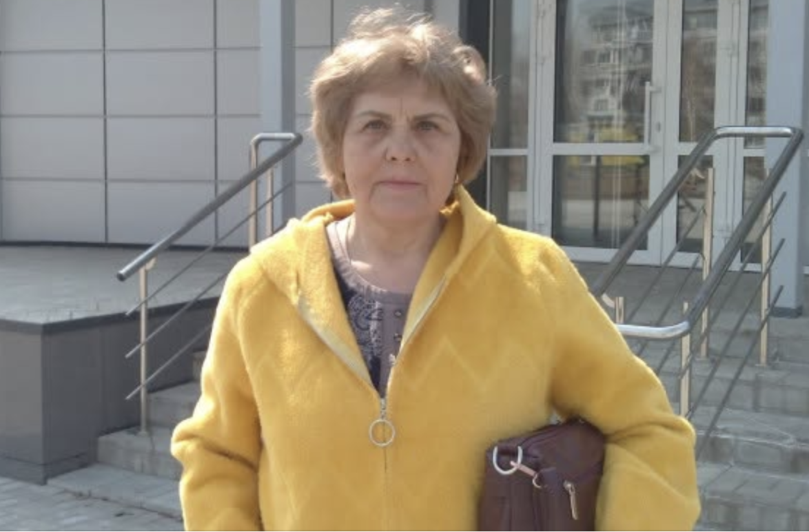 «Ти не господиня, а служниця», — реготала вона при гостях, не підозрюючи, що кілька днів тому я отримала десять мільйонів.