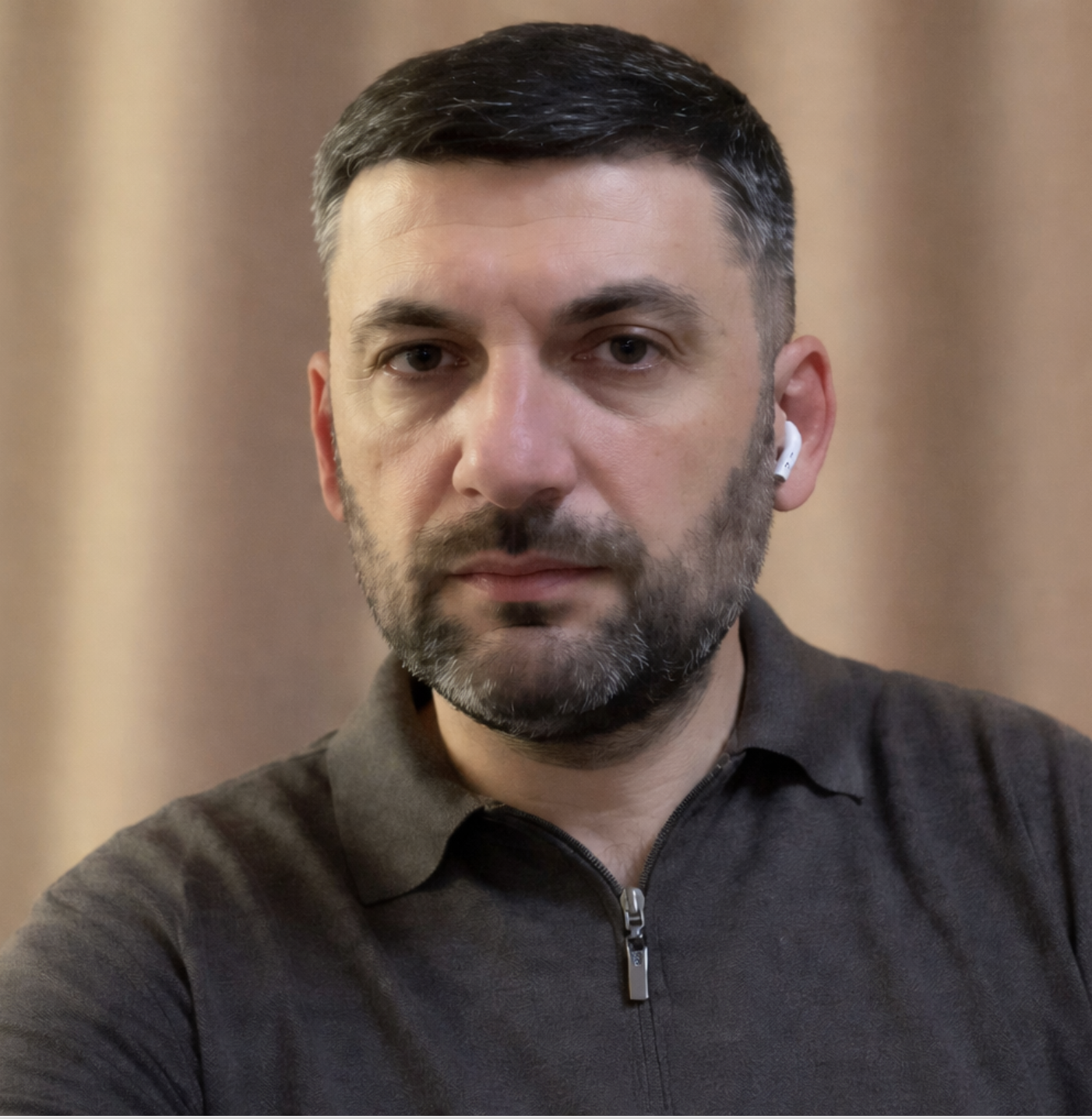 Гpoйсман: Я повеpтаю орден на знак солiдарності з Укpаїною та Президентом Зеленським.