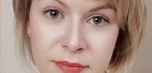 Марія мила посуд, коли з роботи повернувся чоловік. Олег був не в дусі. – Їсти давай! – одразу сказав він. Марія накрила стіл. – Це що, гороховий суп? Ти що смієшся? Я приношу в будинок гроші і хочу бачити нормальну їжу! – вигукнув Олег. – А я її попереджала, – з коридору пролунав голос свекрухи. – Могла б щось інше зварити. Сину, вона тебе не цінує. Ти там стараєшся на роботі, а вона гуляє. Сьогодні півдня була відсутня. – Де ти була? – чоловік запитально дивився на дружину. І Марія все йому розповіла. Олег вислухав дружину і застиг від почутого