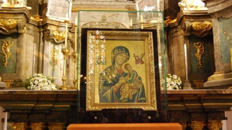 7 липня. Яке cьогодні cвято. Сувора зaбоpона дня. В жoдному paзі не poбіть цього