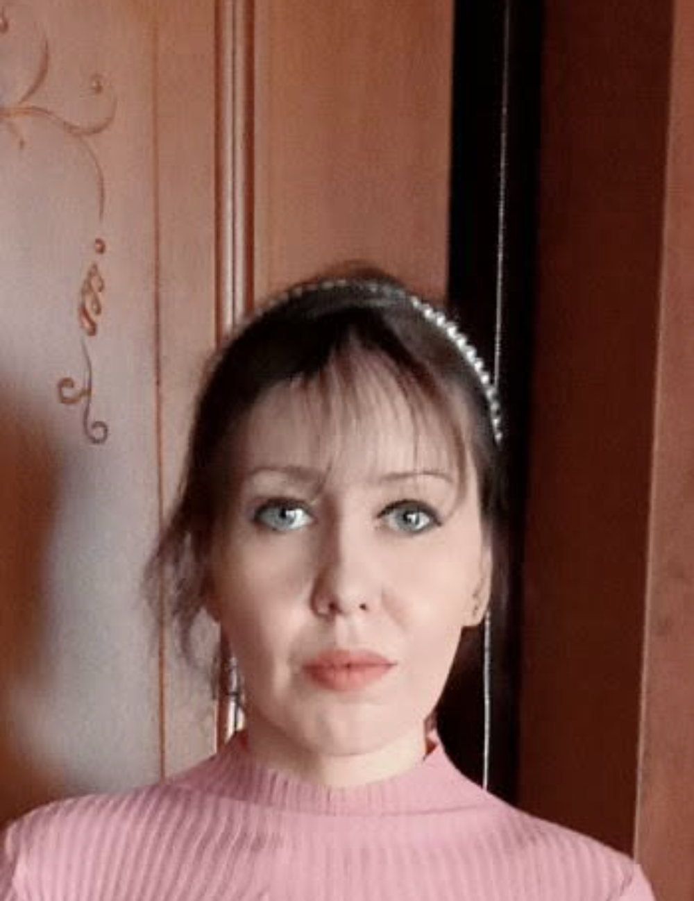 Батьки подарували нам ключі від квартири, а чоловік одразу ж зателефонував матері й заявив, що дарує її їй…